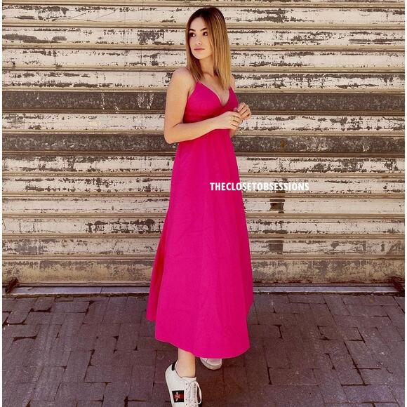 ZARA BLOGGER FAVE!!! V-Neck Dress with Smocked Detail LAST ONE!!! - Picture 7 of 16